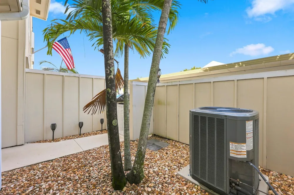 6174 RIVERWALK LANE #5 Jupiter, FL 33458