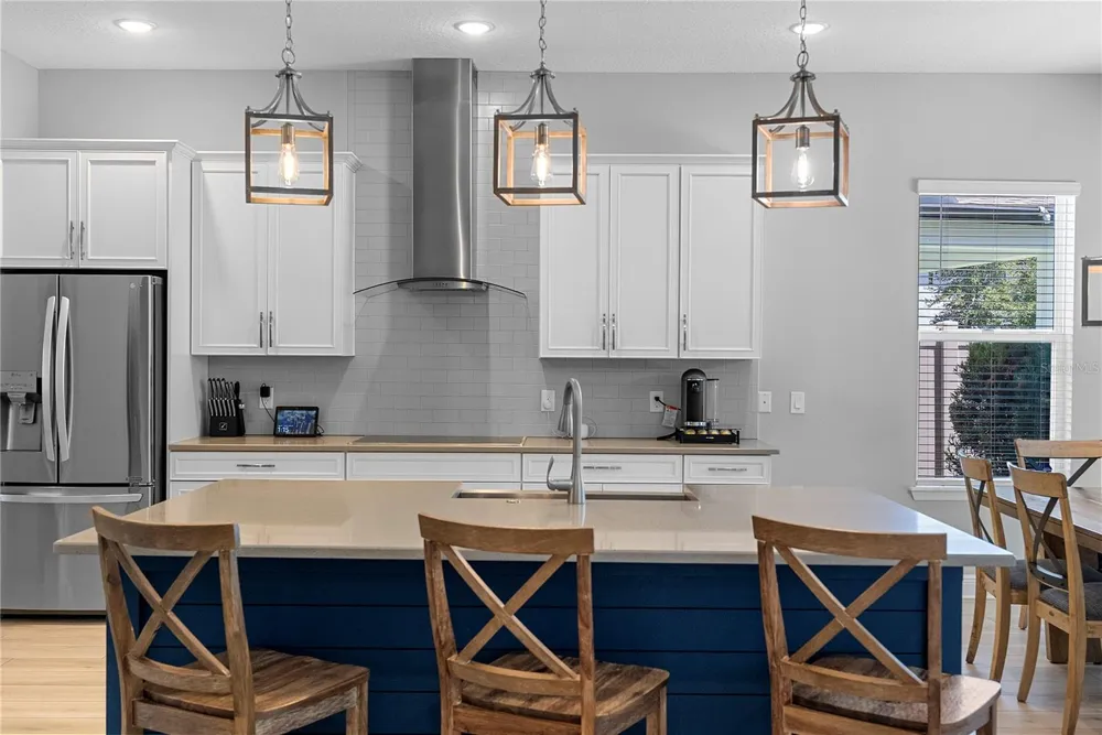 1117 WADING WATERS CIRCLE Winter Park, FL 32792
