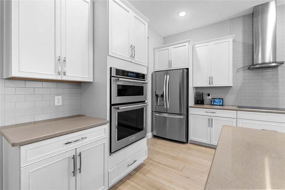 1117 WADING WATERS CIRCLE Winter Park, FL 32792