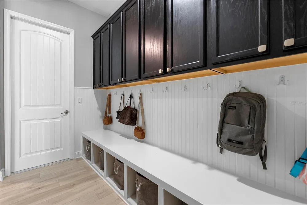 1117 WADING WATERS CIRCLE Winter Park, FL 32792