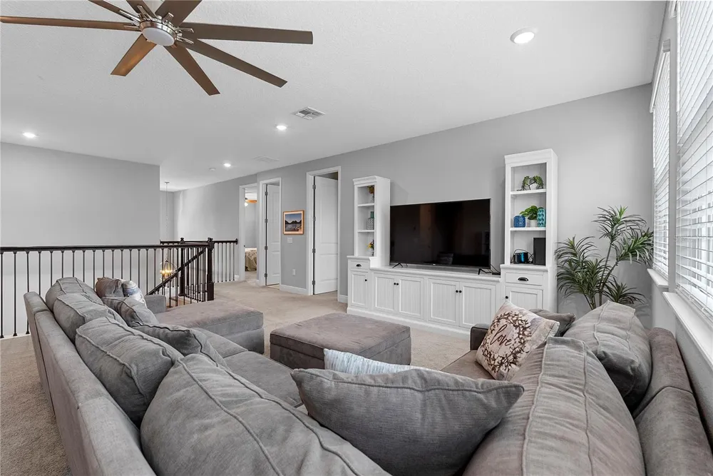 1117 WADING WATERS CIRCLE Winter Park, FL 32792