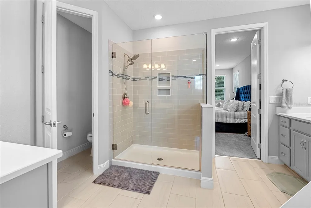 1117 WADING WATERS CIRCLE Winter Park, FL 32792