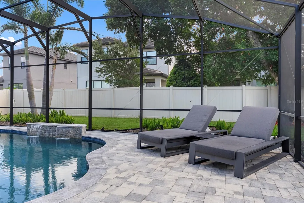 1117 WADING WATERS CIRCLE Winter Park, FL 32792