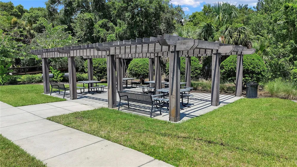 1117 WADING WATERS CIRCLE Winter Park, FL 32792