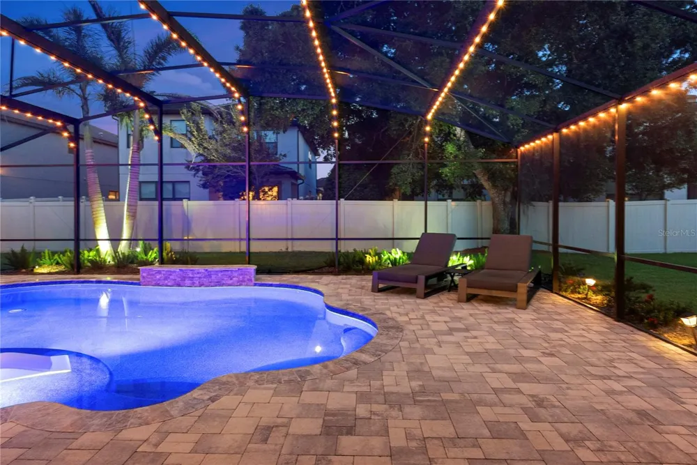 1117 WADING WATERS CIRCLE Winter Park, FL 32792