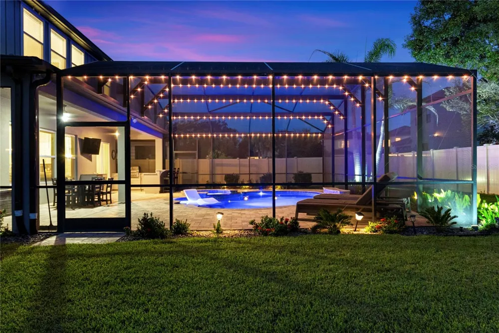 1117 WADING WATERS CIRCLE Winter Park, FL 32792