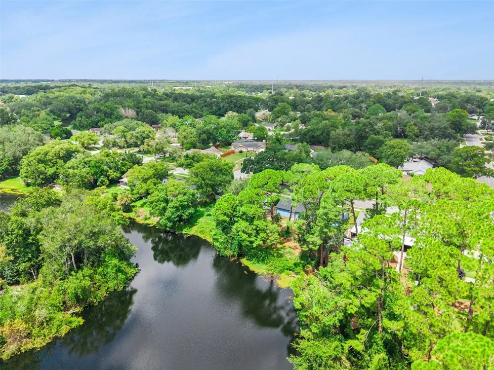 203 COTTONWOOD DRIVE Winter Springs, FL 32708
