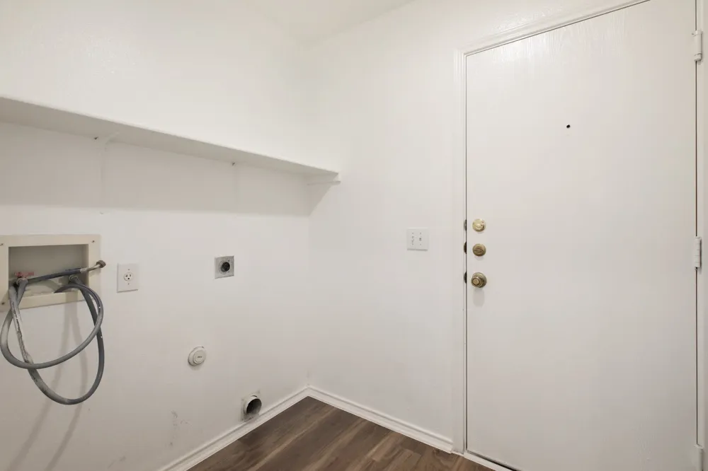 13312 Vizquel Loop Del Valle, TX 78617