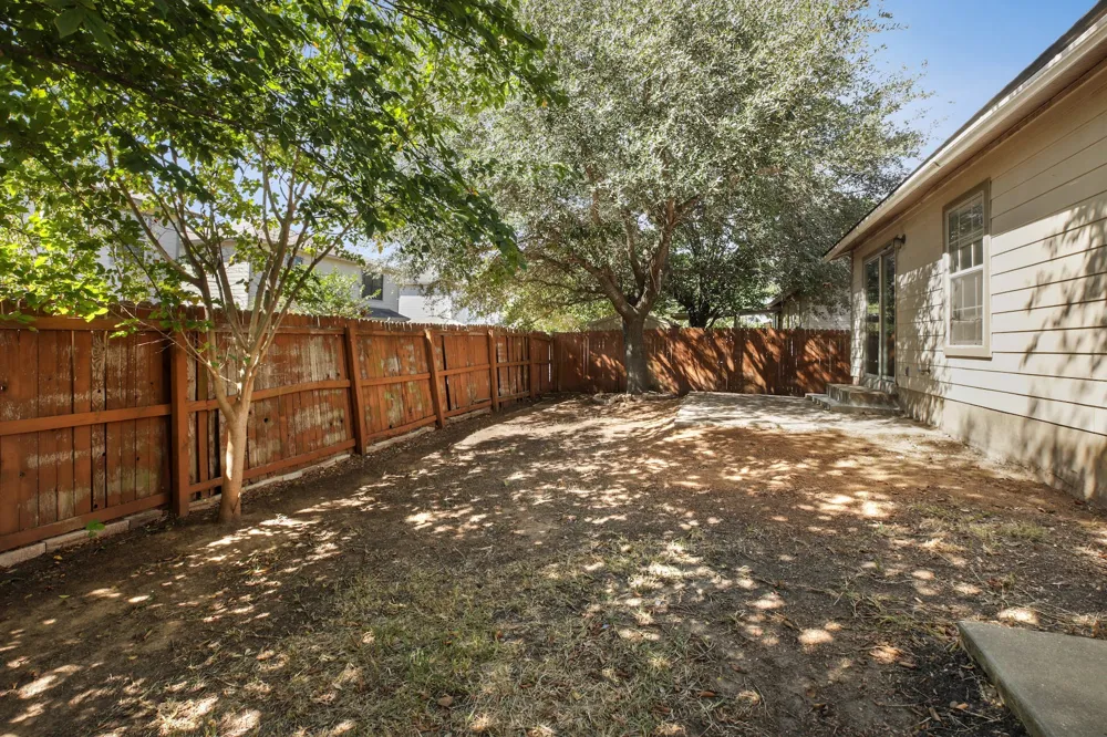 13312 Vizquel Loop Del Valle, TX 78617