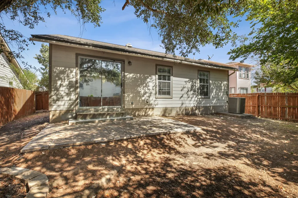 13312 Vizquel Loop Del Valle, TX 78617