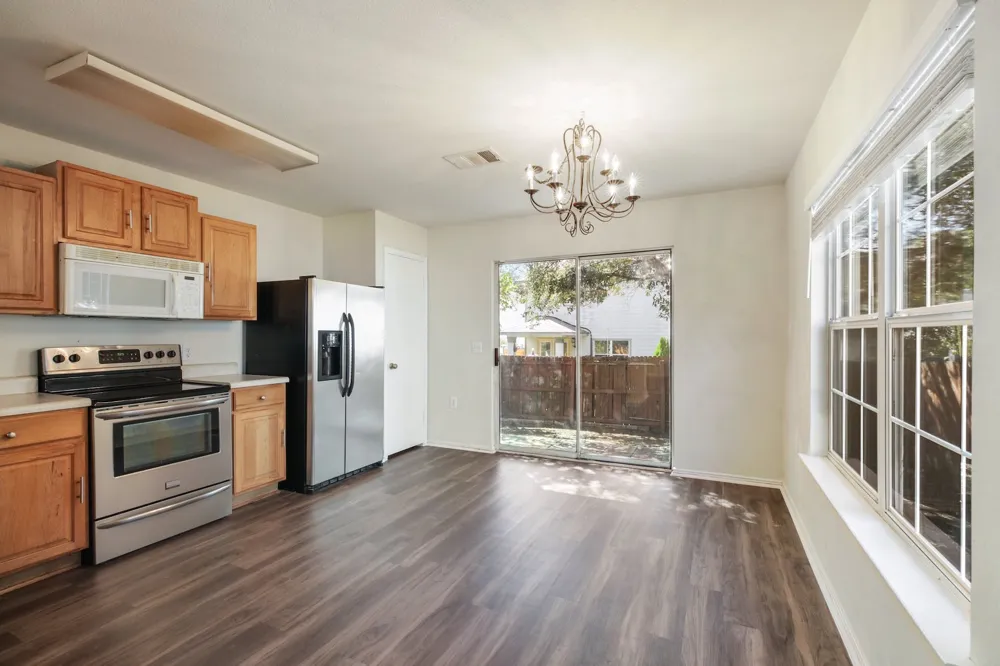 13312 Vizquel Loop Del Valle, TX 78617
