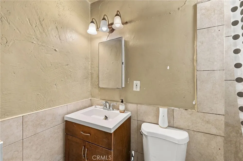 3238 Marine Ave Gardena, CA 90249
