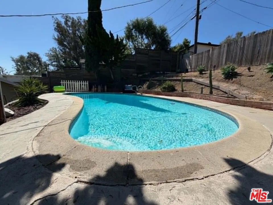 3283 Kelton Avenue Los Angeles, CA 90034