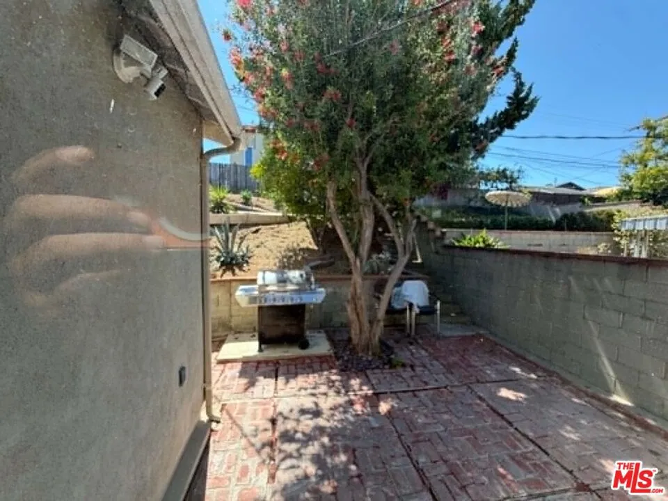 3283 Kelton Avenue Los Angeles, CA 90034