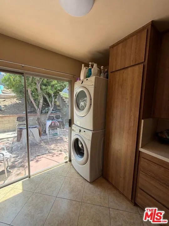 3283 Kelton Avenue Los Angeles, CA 90034