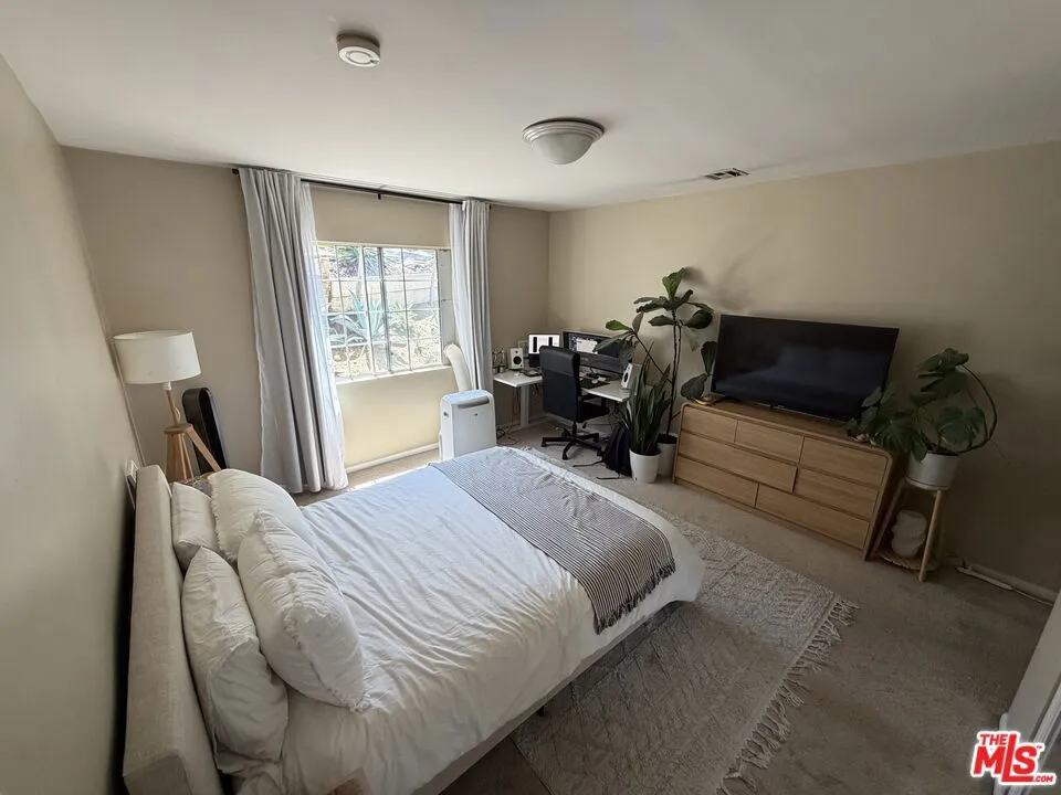 3283 Kelton Avenue Los Angeles, CA 90034
