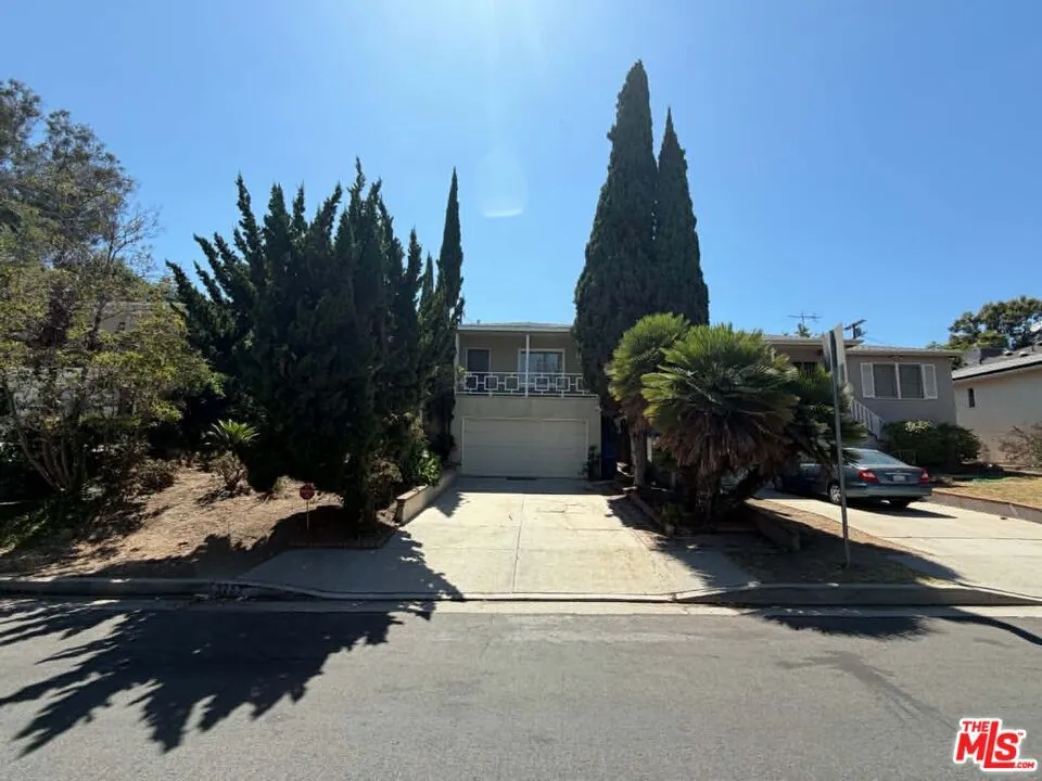3283 Kelton Avenue Los Angeles, CA 90034