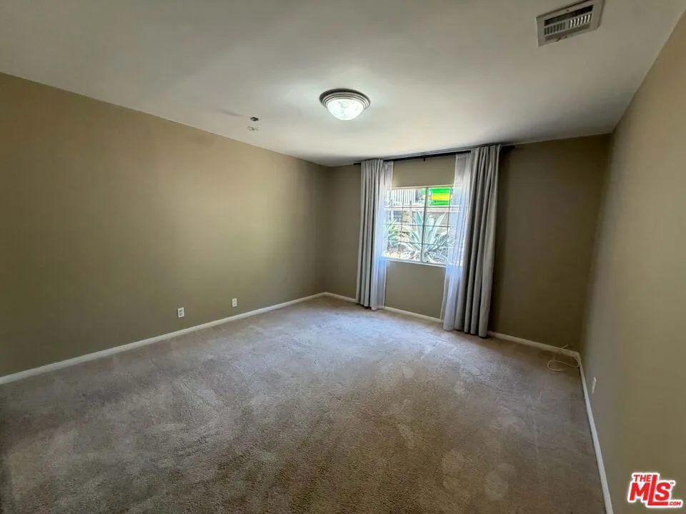 3283 Kelton Avenue Los Angeles, CA 90034
