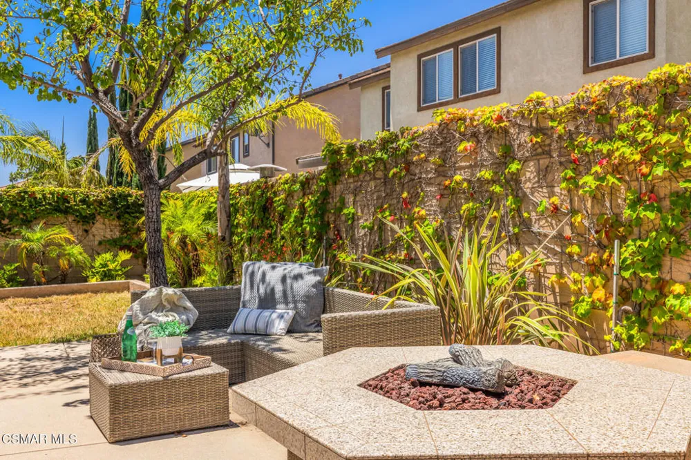 7091 Oswego Court Moorpark, CA 93021