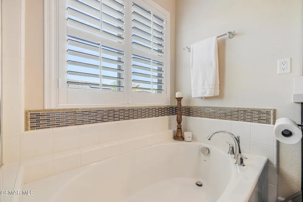 7091 Oswego Court Moorpark, CA 93021