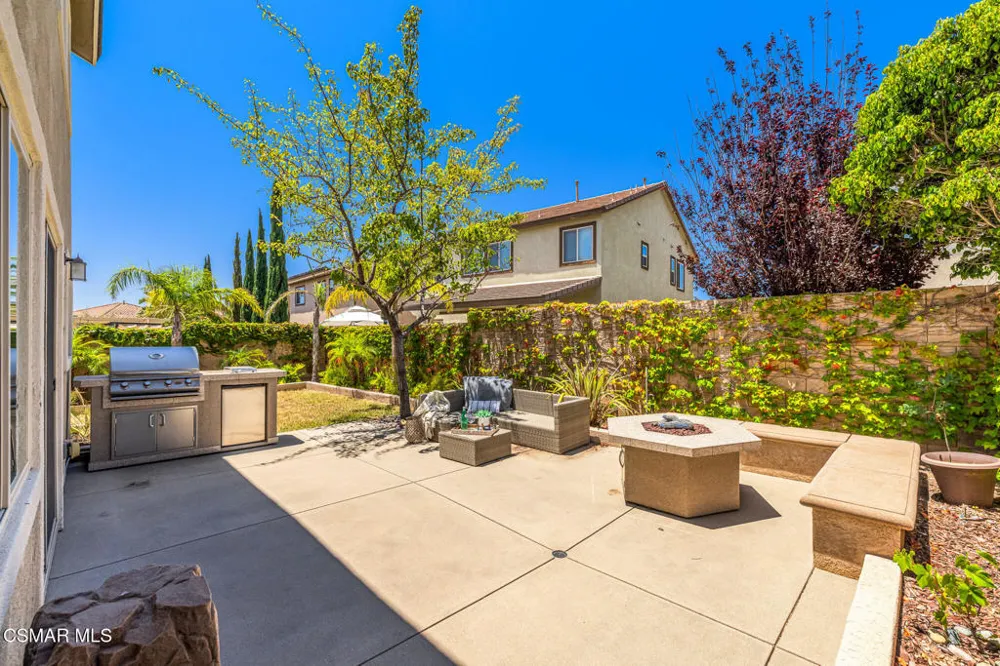 7091 Oswego Court Moorpark, CA 93021