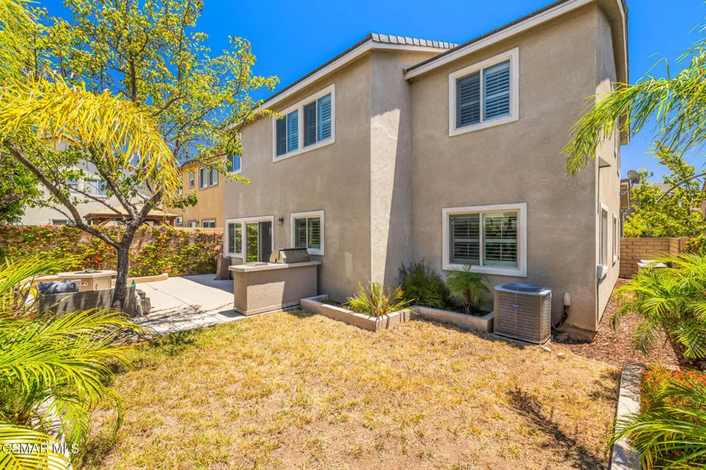 7091 Oswego Court Moorpark, CA 93021