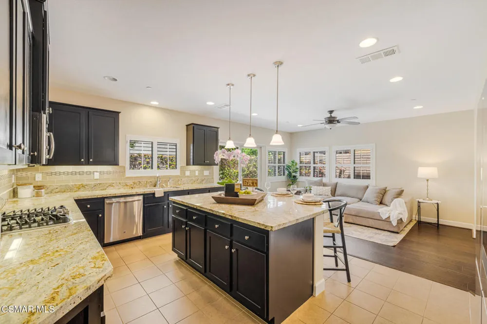 7091 Oswego Court Moorpark, CA 93021