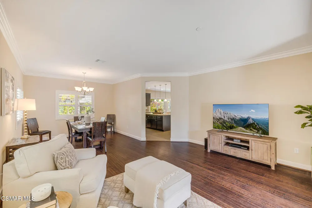 7091 Oswego Court Moorpark, CA 93021