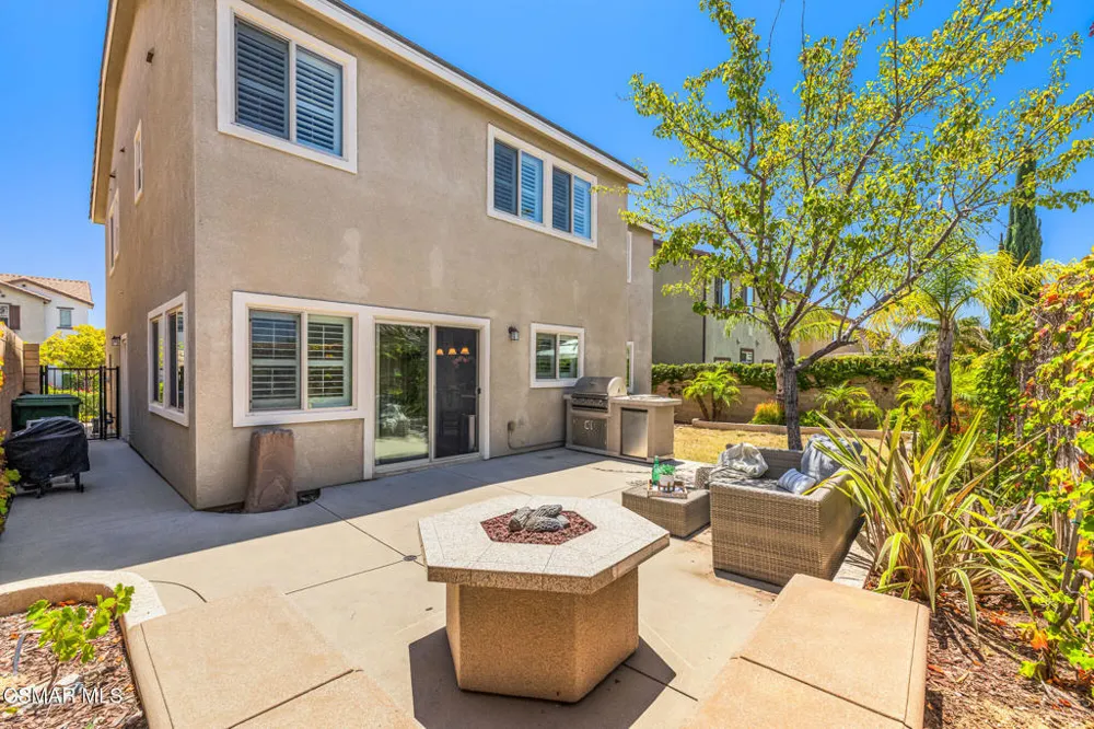 7091 Oswego Court Moorpark, CA 93021
