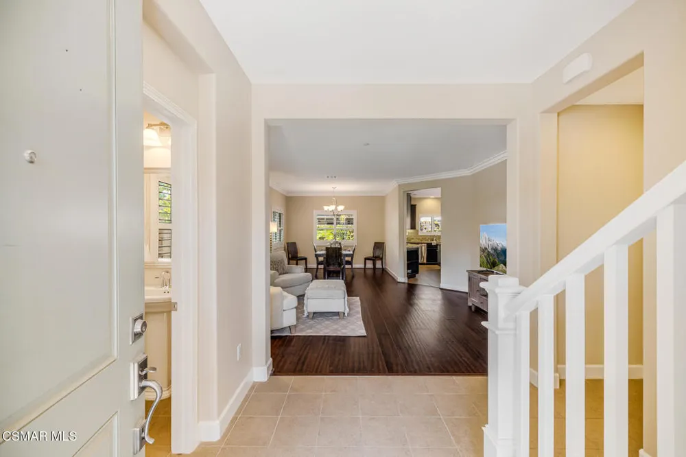 7091 Oswego Court Moorpark, CA 93021