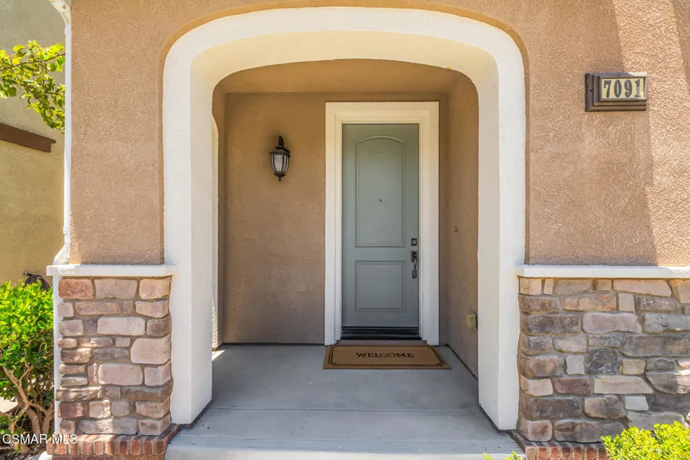 7091 Oswego Court Moorpark, CA 93021