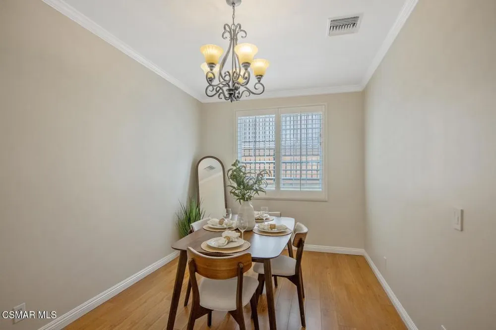 4442 Vista Del Monte Avenue #2 Sherman Oaks, CA 91403