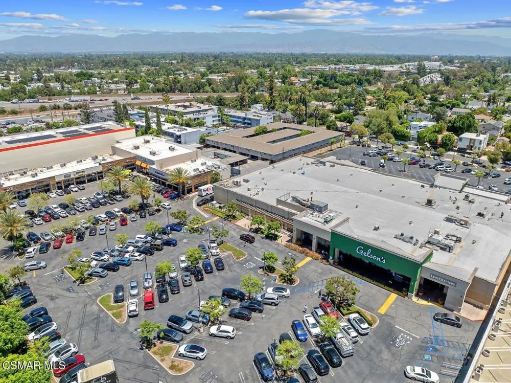 4442 Vista Del Monte Avenue #2 Sherman Oaks, CA 91403
