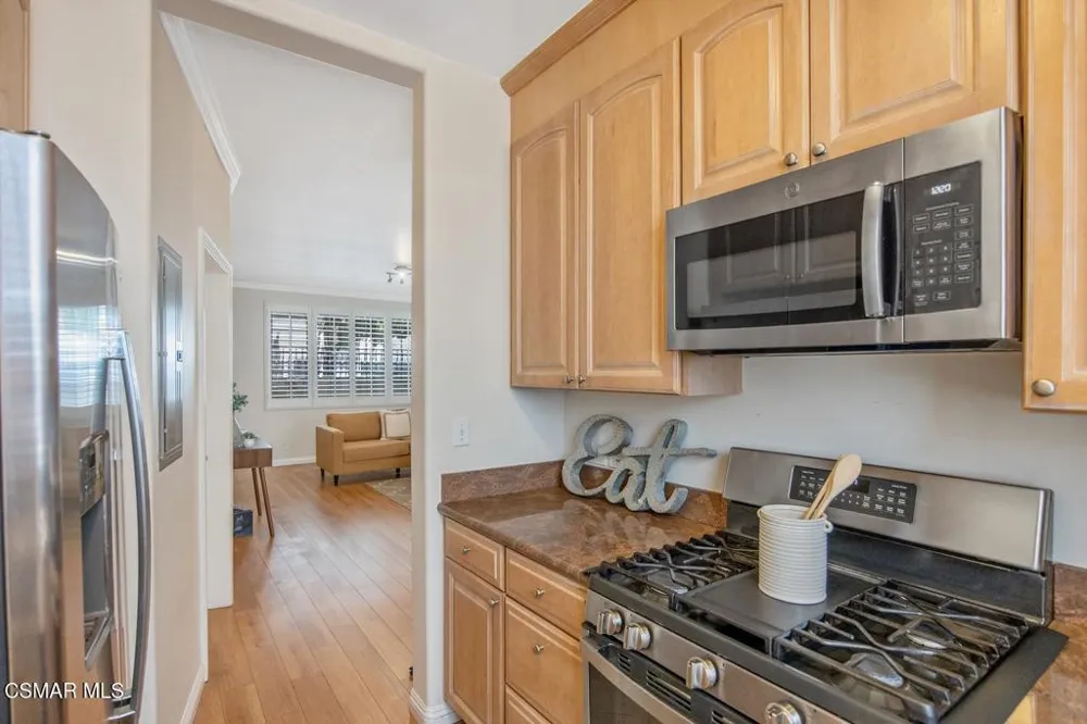 4442 Vista Del Monte Avenue #2 Sherman Oaks, CA 91403