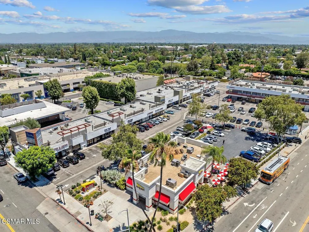 4442 Vista Del Monte Avenue #2 Sherman Oaks, CA 91403