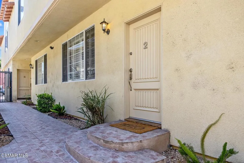 4442 Vista Del Monte Avenue #2 Sherman Oaks, CA 91403