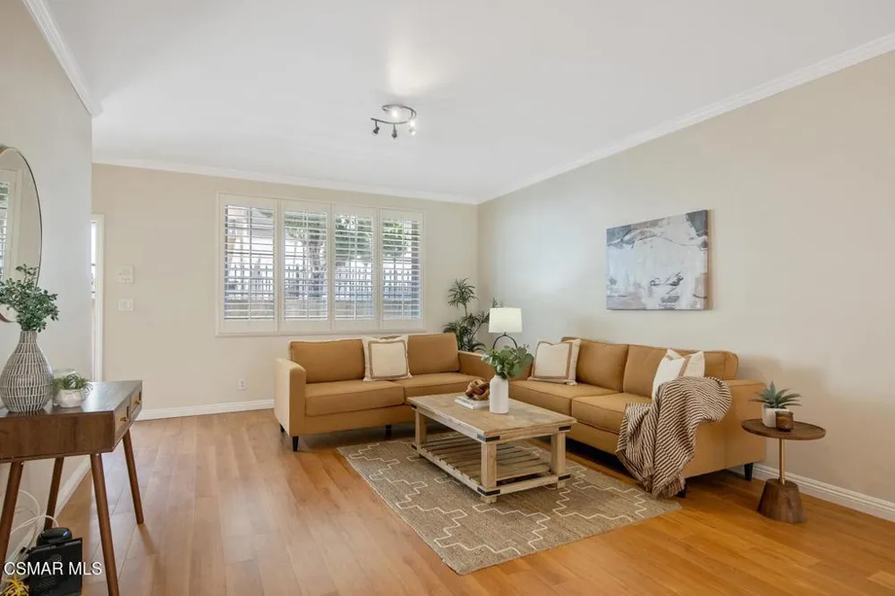4442 Vista Del Monte Avenue #2 Sherman Oaks, CA 91403