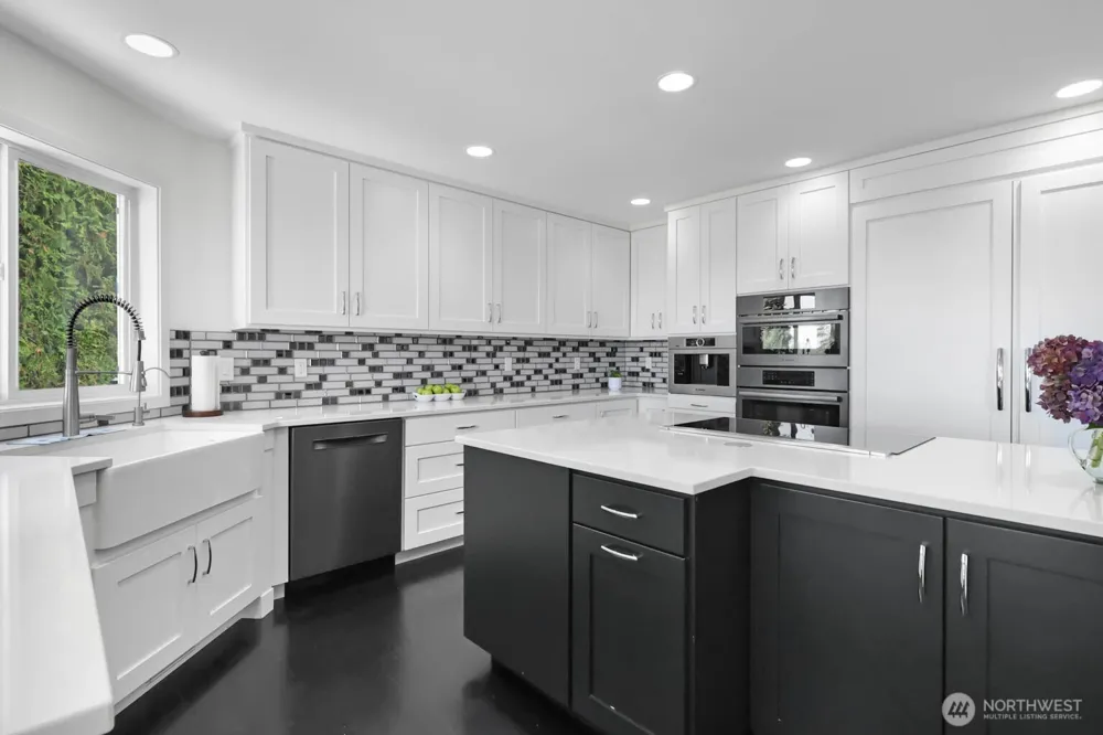 3319 9th Ave Ct NW Gig Harbor, WA 98335