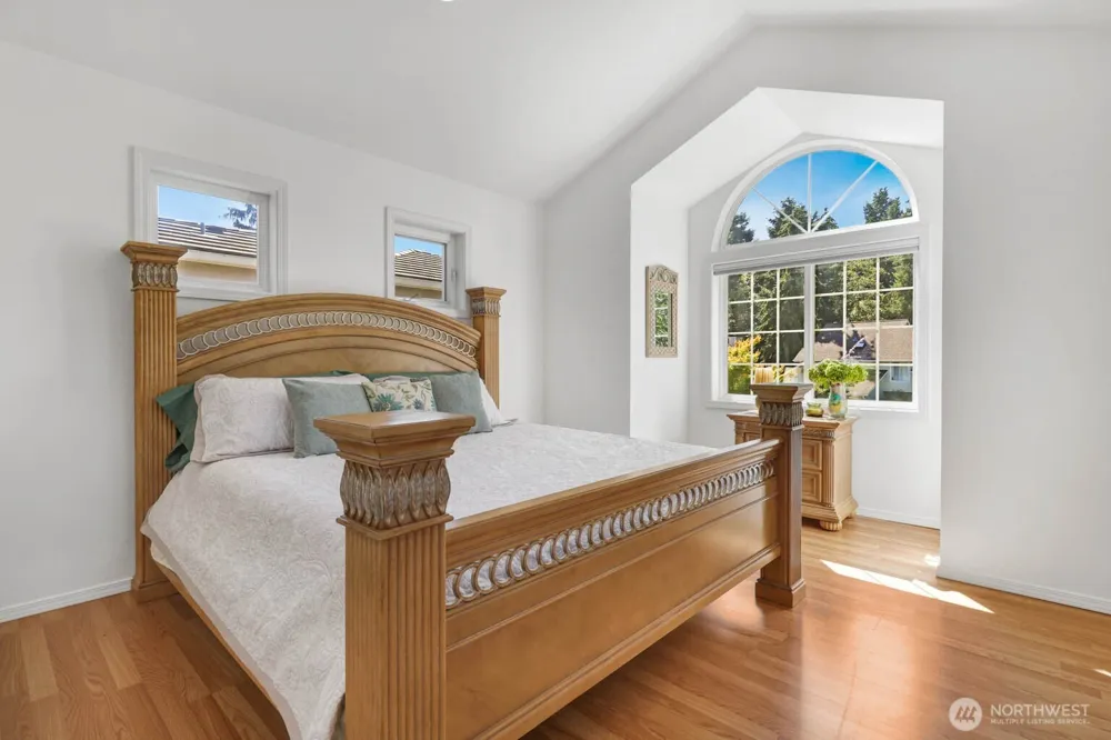 3319 9th Ave Ct NW Gig Harbor, WA 98335