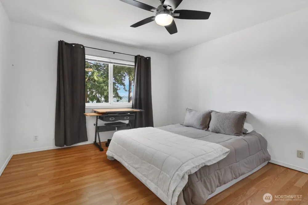 3319 9th Ave Ct NW Gig Harbor, WA 98335
