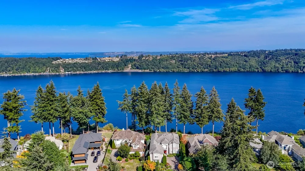 3319 9th Ave Ct NW Gig Harbor, WA 98335