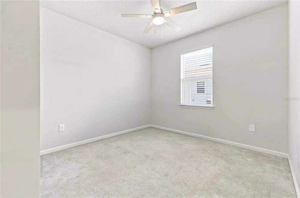 3754 ISLE ROYAL PLACE Apopka, FL 32712