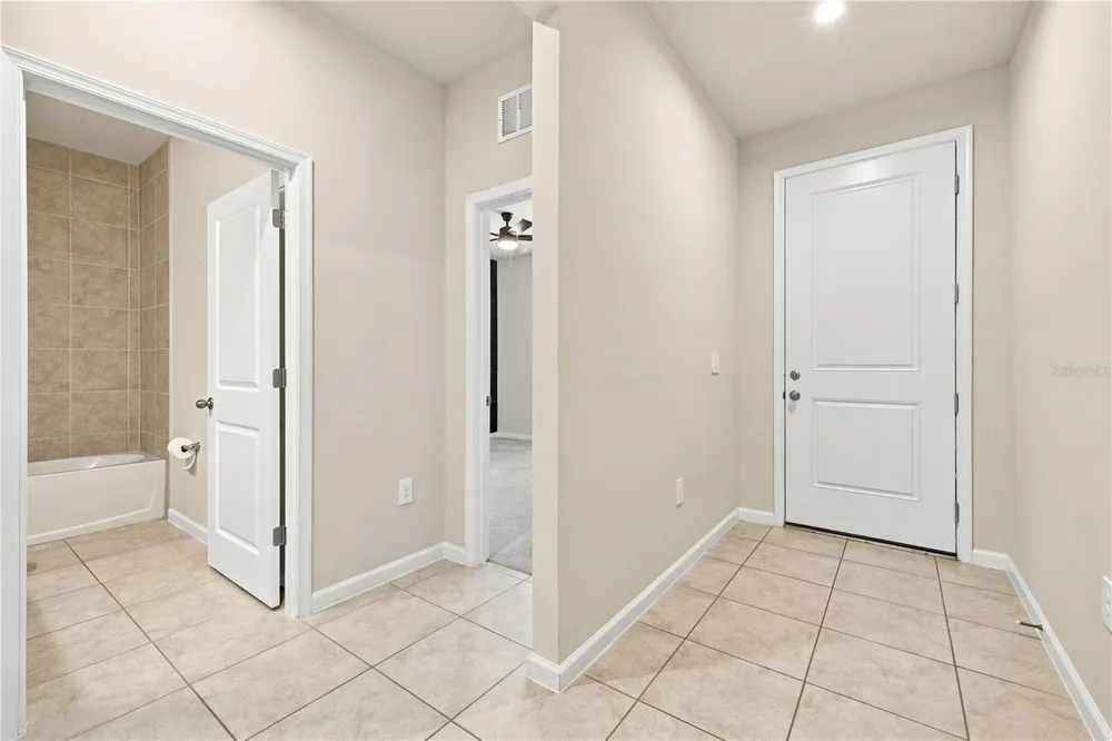 3754 ISLE ROYAL PLACE Apopka, FL 32712