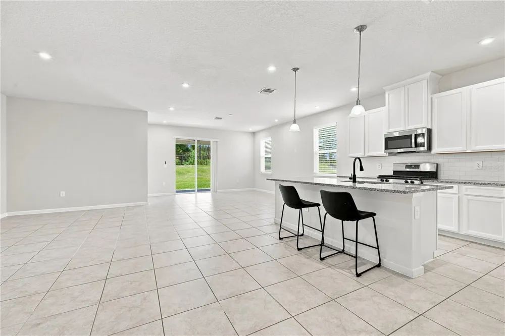3754 ISLE ROYAL PLACE Apopka, FL 32712