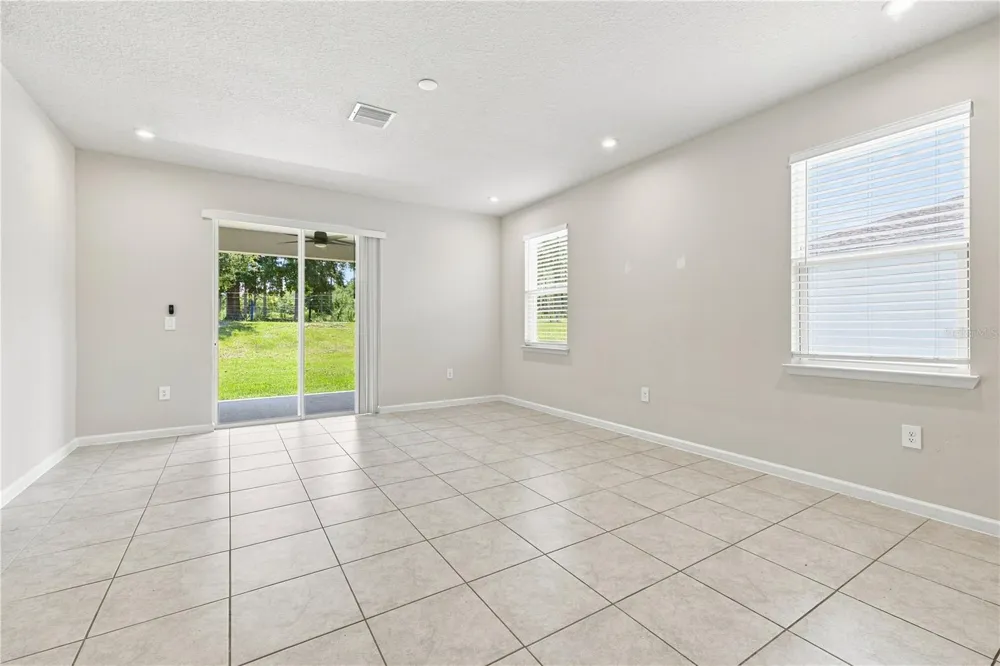 3754 ISLE ROYAL PLACE Apopka, FL 32712