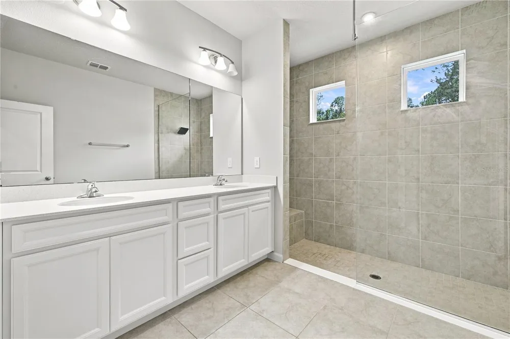 3754 ISLE ROYAL PLACE Apopka, FL 32712