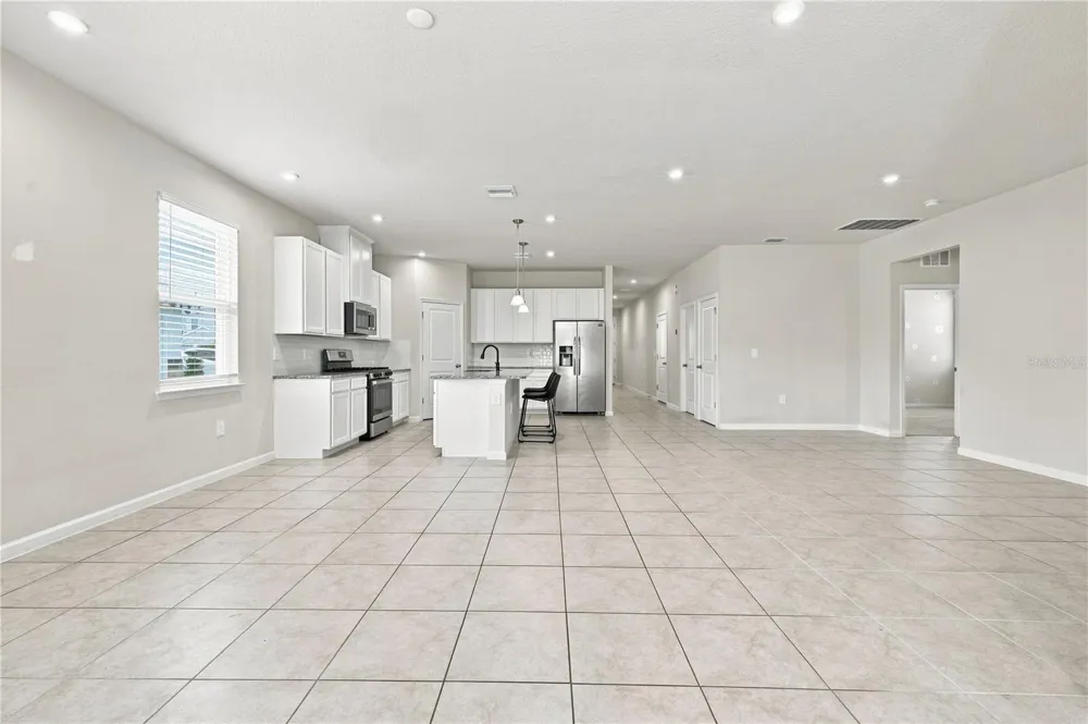 3754 ISLE ROYAL PLACE Apopka, FL 32712