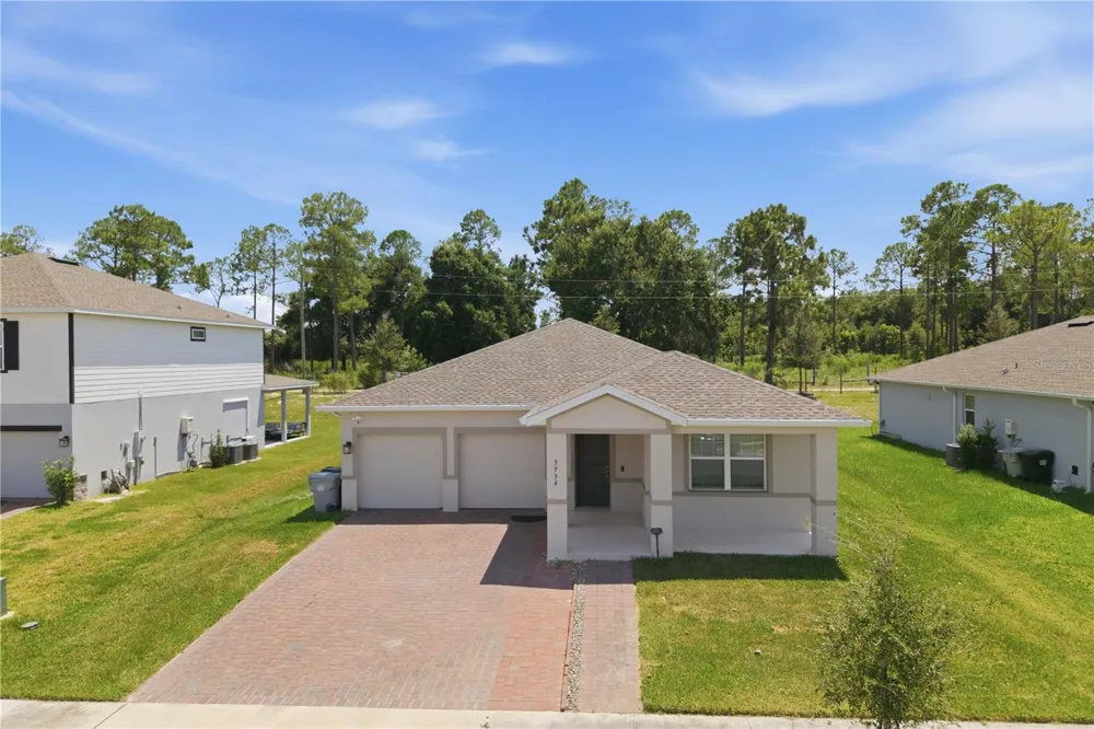 3754 ISLE ROYAL PLACE Apopka, FL 32712