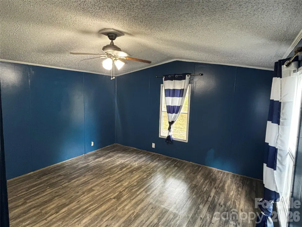 233 Starlight Drive Lincolnton, NC 28092