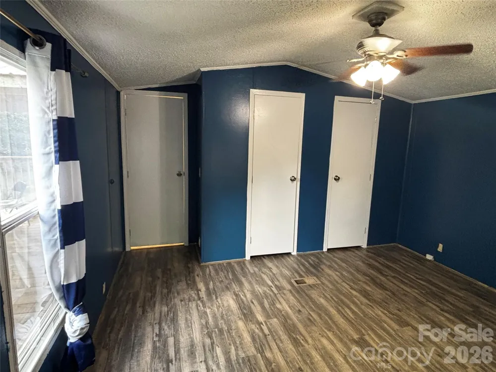 233 Starlight Drive Lincolnton, NC 28092